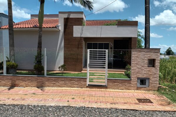 Casa – Bairro Pioneiro